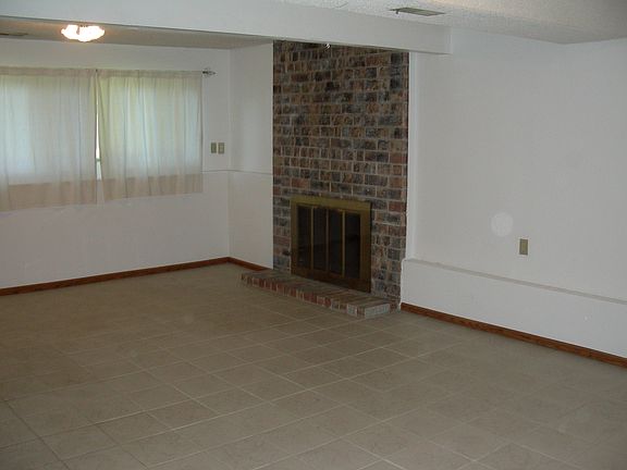 Down stairs livening room