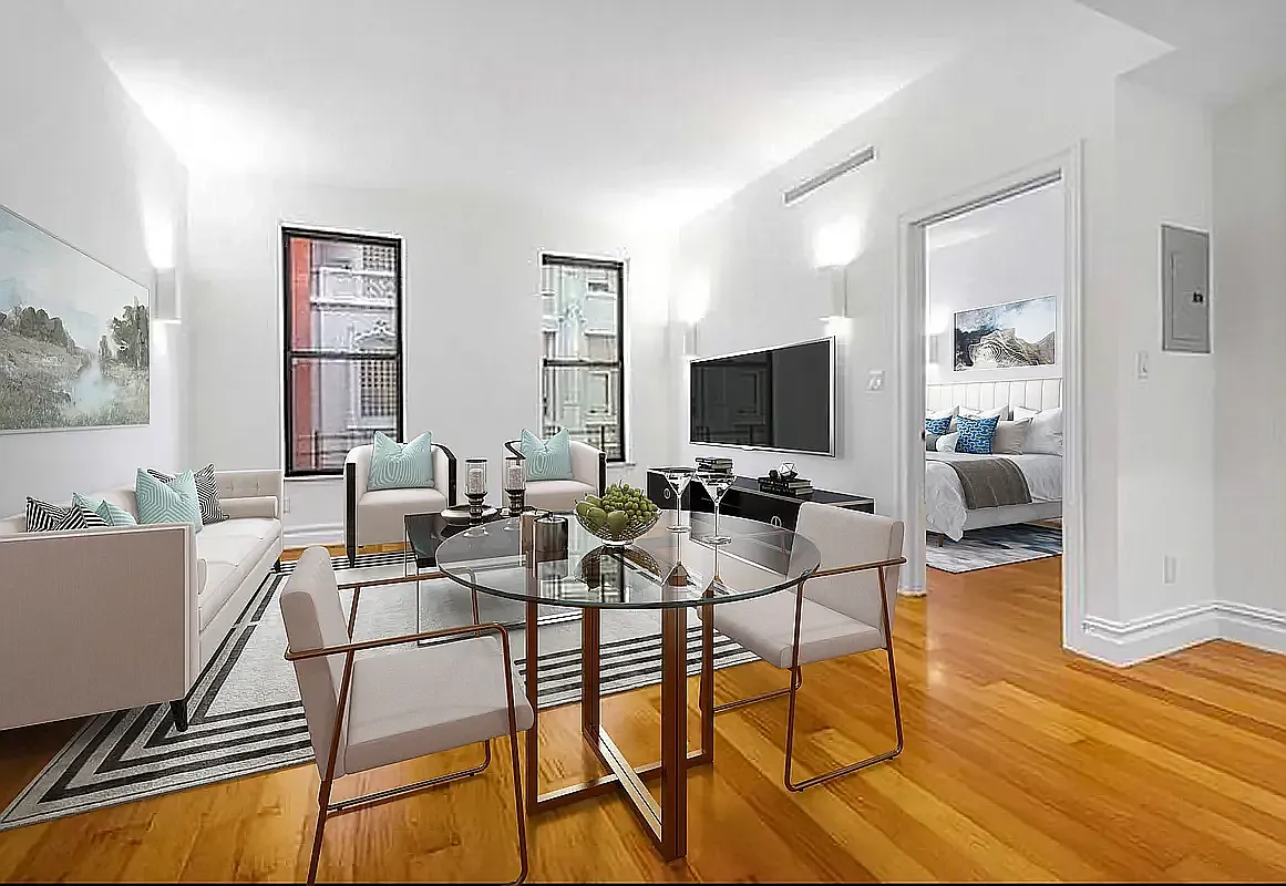 154 West 70th Street — Photo 2