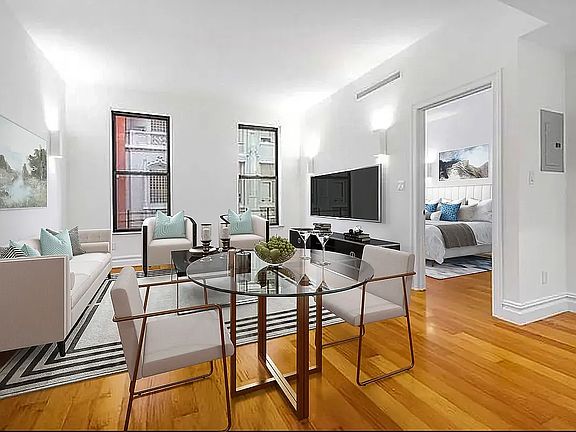 2nd image of 154 W 70th St APT 7M