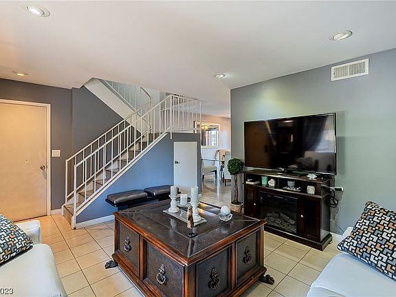 3rd image of 110 Bel Port Dr Unit 111