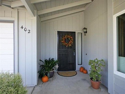 3rd image of 402 Windward Way