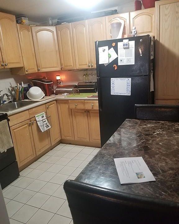 1st image of 18 Woodman Way APT 8