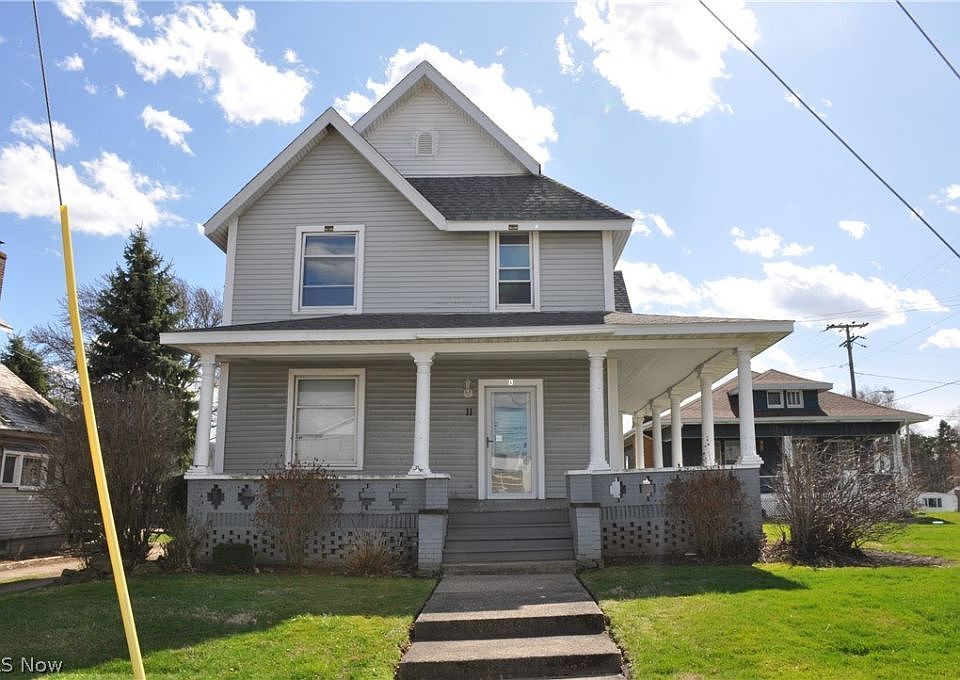 1st image of 11 E Main St