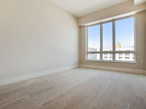 5th image of 880 Dekalb Ave #3CA