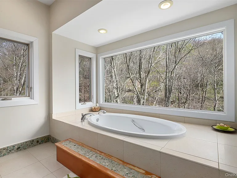 17 Fox Run Rd — Photo 22