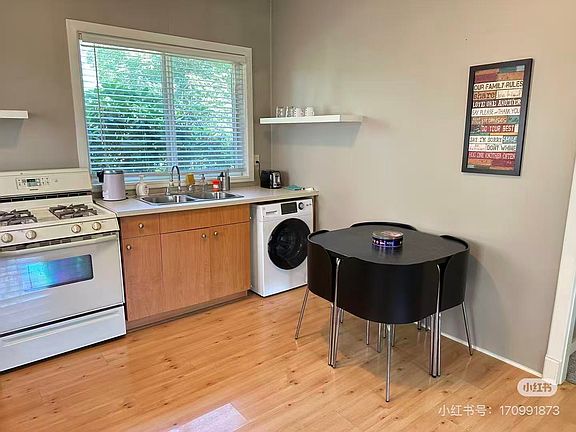 3rd image of 27376 43rd Ave #1