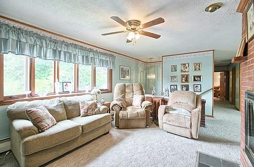 5th image of 11 Bungalow Ave