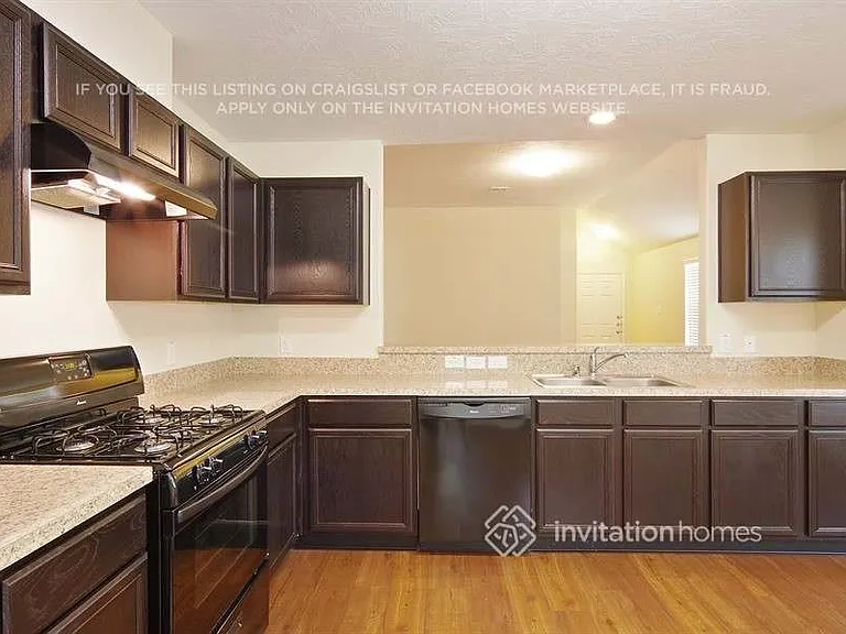 2011 Fairwood Knoll Ln — Photo 4