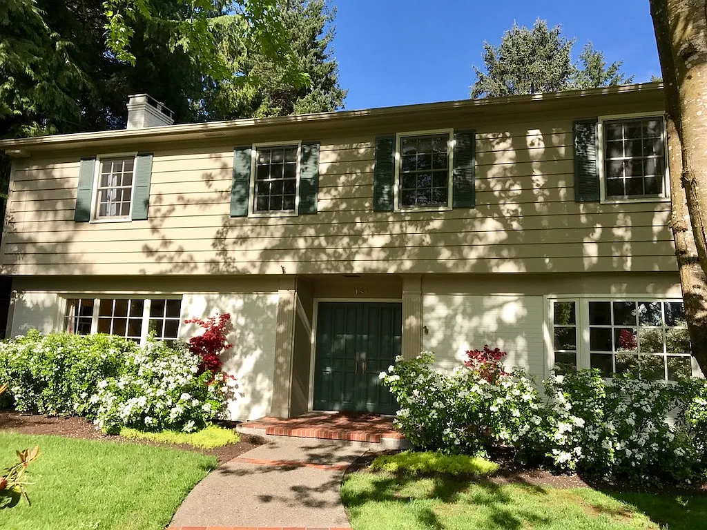 481 Iron Mountain Blvd photo 1