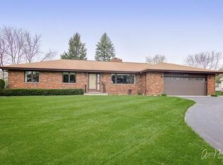 206 Monaville Rd, Lake Villa, IL 60046