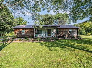 2615 Reedyville Rd, Roundhill, KY 42275