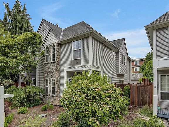 2nd image of 788 2nd Avenue NW #788