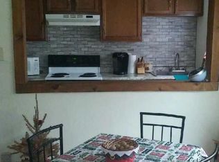 135 Appleton Ave APT 2A, Pittsfield, MA 01201