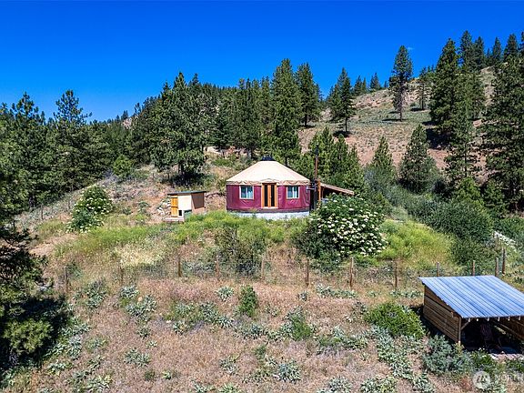 3rd image of 9750 Nahahum Canyon Road