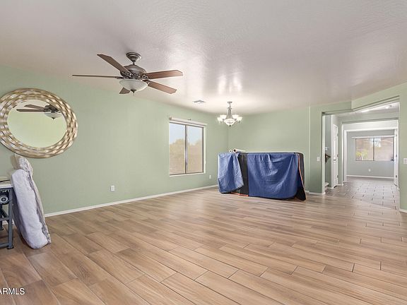 5th image of 18863 N SHELBY Drive