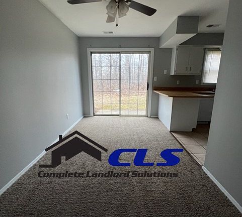 3rd image of 301 Fawn Ln