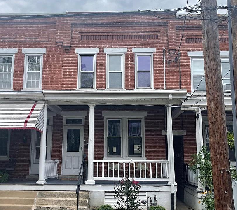 1st image of 632 N Pine St