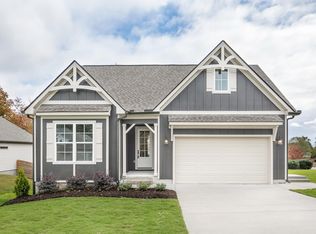 609 Nature Trl, Soddy Daisy, TN 37379