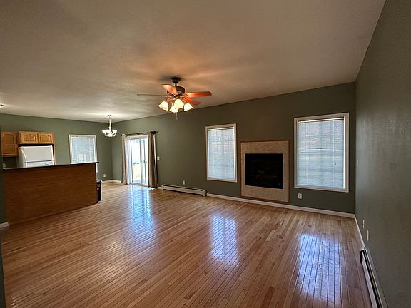 5th image of 1687 Pierson Ct