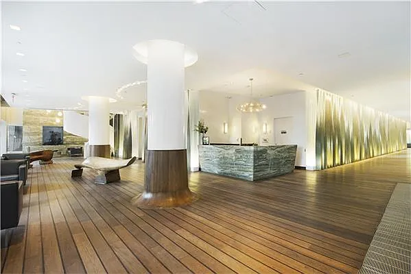 Rented by R New York | media 31