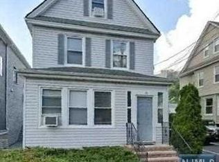 16 Valley Pl #2, Edgewater, NJ 07020