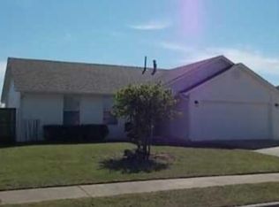 17643 S Santa Fe St W, Mounds, OK 74047