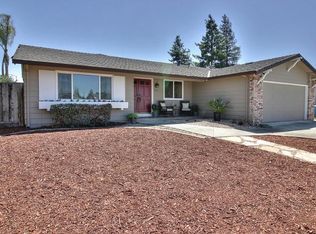 1180 3rd St, Gilroy, CA 95020