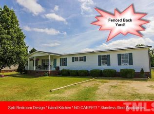 102 Waynewoods Pl, Goldsboro, NC 27534