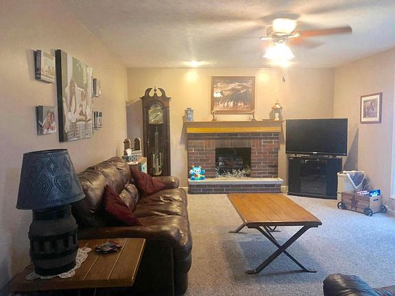 3rd image of 870 Carpico Dr NE