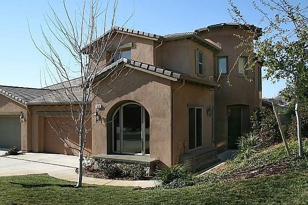 1st image of 1074 Gamay Dr