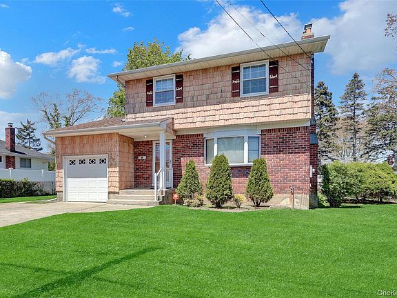 3rd image of 211 Lynbrook Street