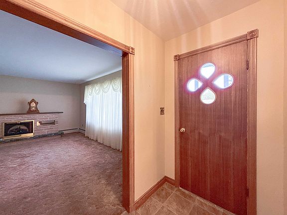 4th image of 31 Kenlea Dr