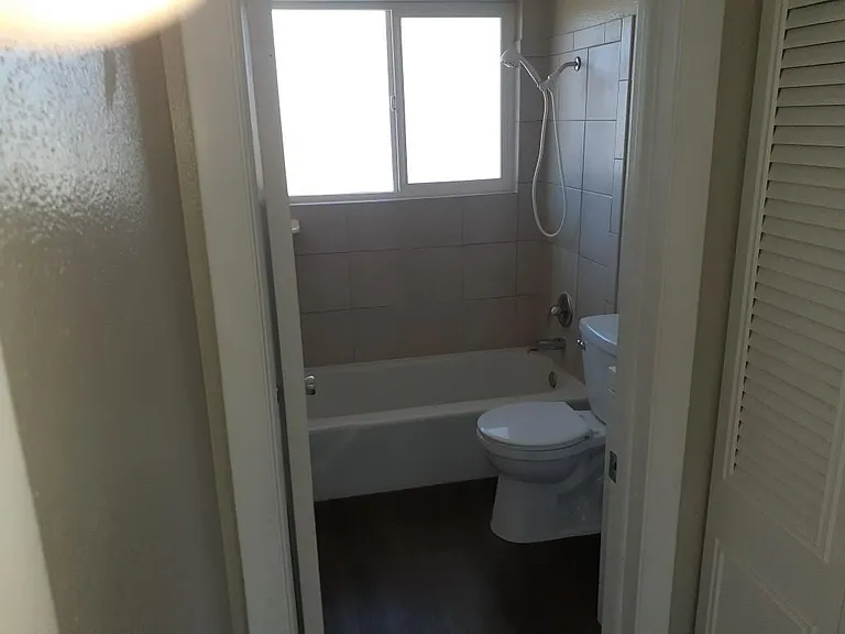 Unit Photo