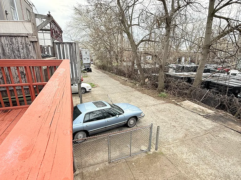 736 W Nedro Ave — Photo 16