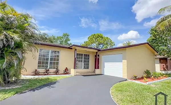 12020 NW 34th Pl