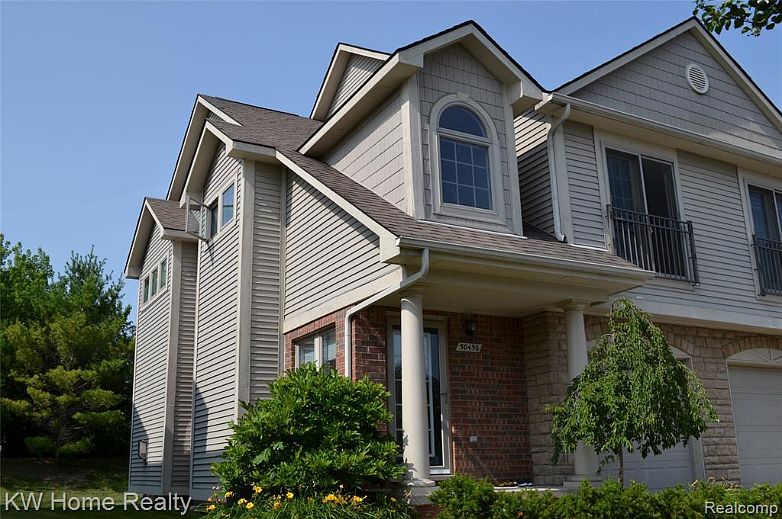 1st image of 50456 Beechwood Ct #35