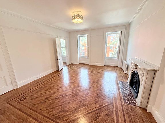 5th image of 180 Amity St #2