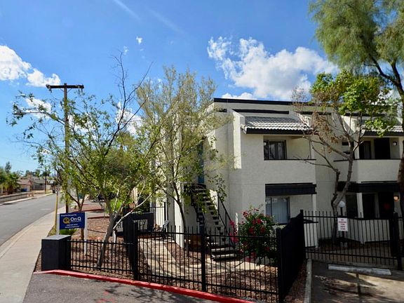2nd image of 4308 N Longview Ave APT 203