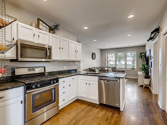 3rd image of 3809 N Campbell Ave #1