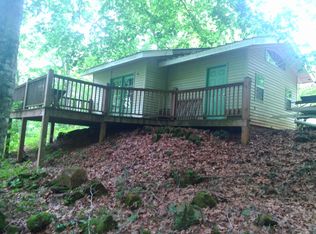 421 Smokerise Rd, Franklin, NC 28734