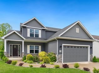 2776 Pine Cone Ln, Warsaw, IN 46582