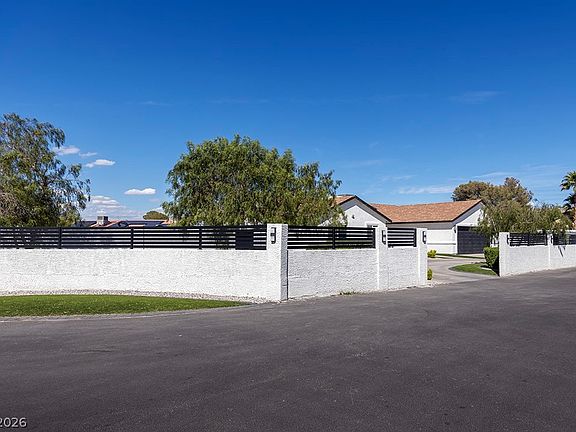 4th image of 7160 Polaris Ave