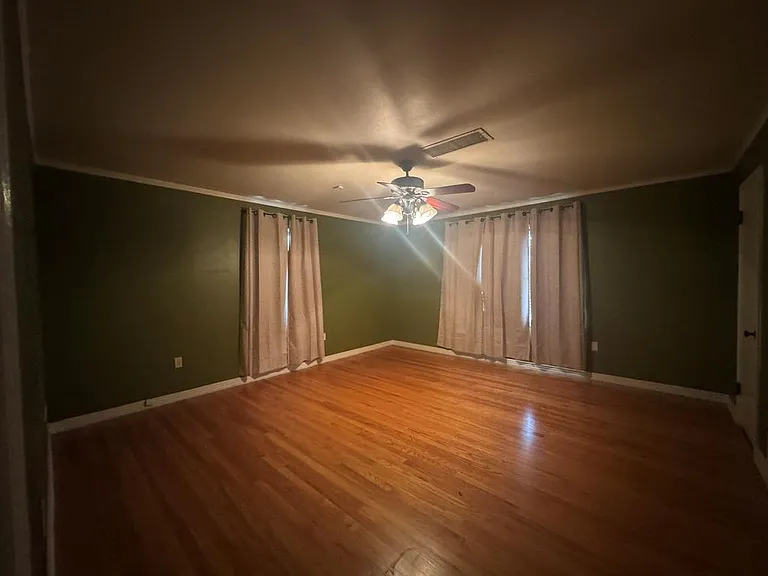 1002 W Louisiana Ave — Photo 10