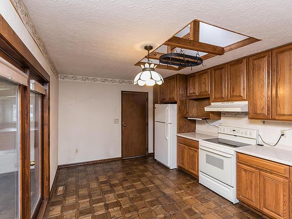 5th image of 3412 Grandon Ct