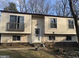 2262 Cocquina Dr, Reston, VA 20191