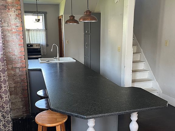 Long island w seating area