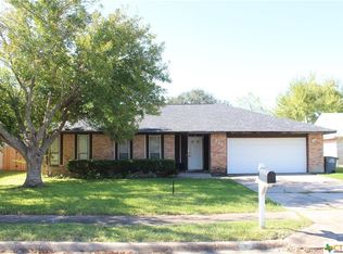 311 Beechwood Dr, Victoria, TX 77901