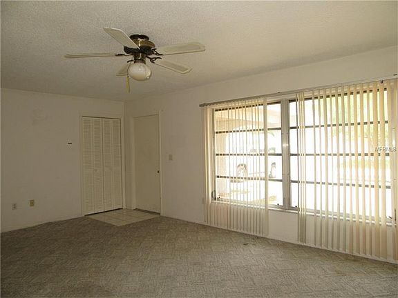 3rd image of 2259 Lakeshore Cir