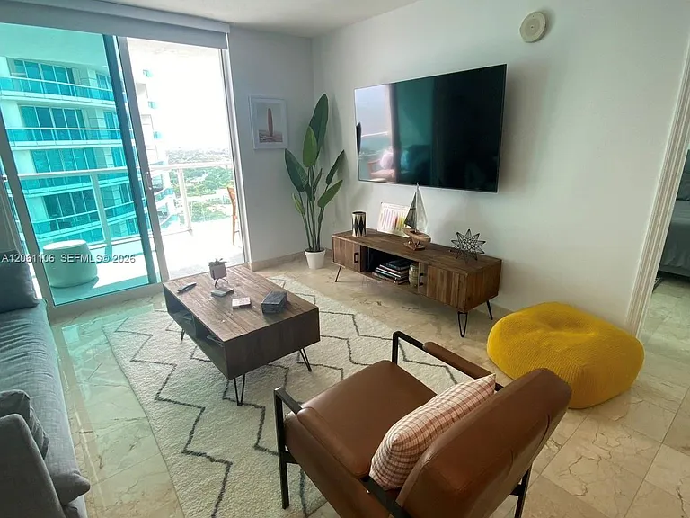 2101 Brickell Ave #2809 — Photo 3