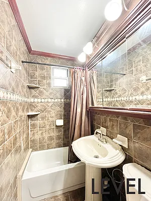 Rented by Level Group | media 26